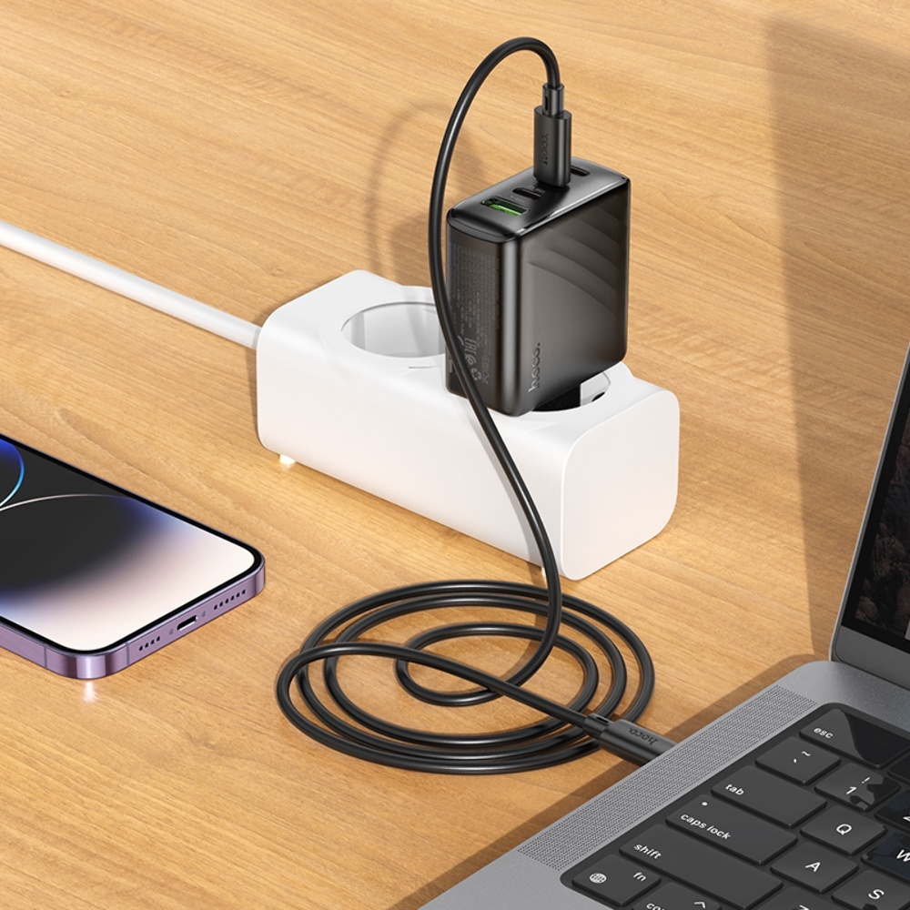    Hoco CS27A USB/ 3 Type-C PD 67W black